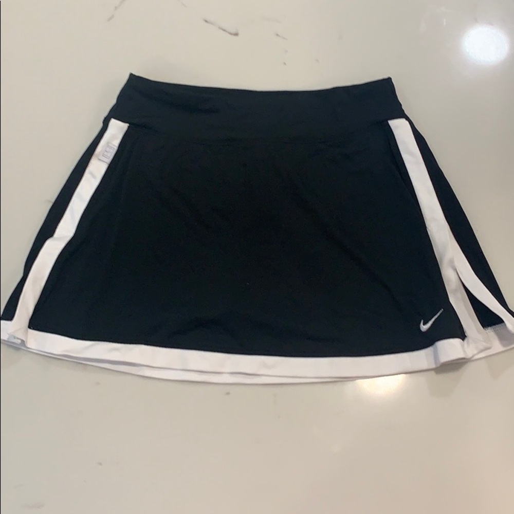 Nike black athletic tennis skirt/short size small
